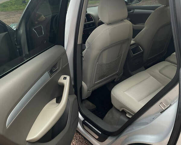 Серый Ауди Ку 5, объемом двигателя 2.97 л и пробегом 323 тыс. км за 15500 $, фото 38 на Automoto.ua