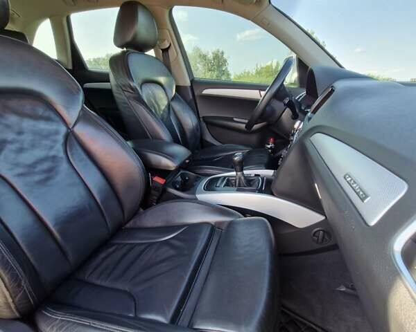 Серый Ауди Ку 5, объемом двигателя 2 л и пробегом 270 тыс. км за 11300 $, фото 38 на Automoto.ua