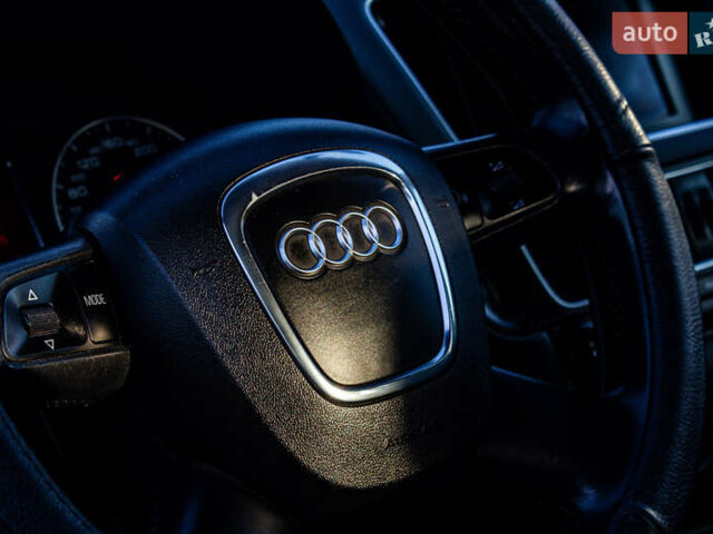 Серый Ауди Ку 5, объемом двигателя 1.98 л и пробегом 345 тыс. км за 14000 $, фото 48 на Automoto.ua