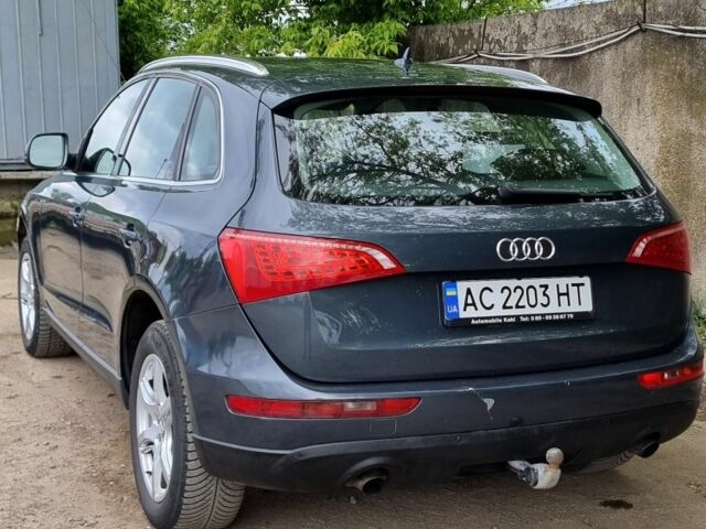 Сірий Ауді Ку 5, об'ємом двигуна 2 л та пробігом 211 тис. км за 10500 $, фото 3 на Automoto.ua