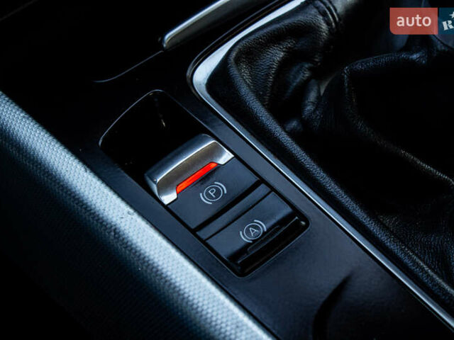 Серый Ауди Ку 5, объемом двигателя 1.98 л и пробегом 345 тыс. км за 14000 $, фото 40 на Automoto.ua