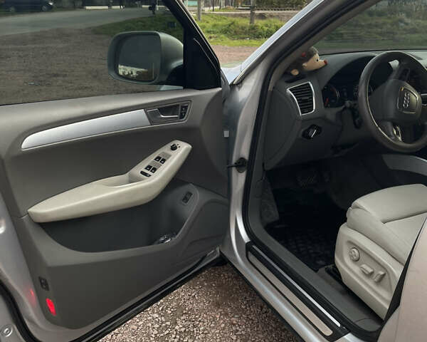 Ауди Ку 5 2009 в Самборе на Automoto.ua Серый Ауди Ку 5, объемом двигателя 2.97 л и пробегом 322 тыс. км за 16350 $, фото 14 на Automoto.ua