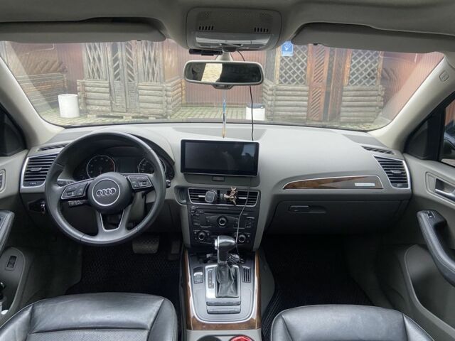 Сірий Ауді Ку 5, об'ємом двигуна 2 л та пробігом 193 тис. км за 11000 $, фото 14 на Automoto.ua