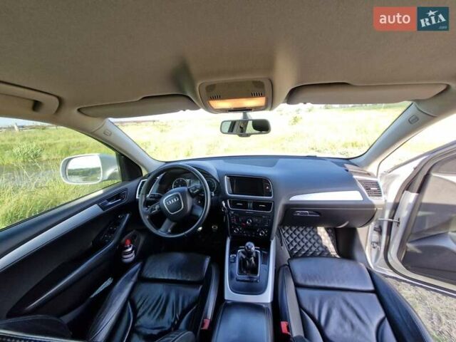 Серый Ауди Ку 5, объемом двигателя 2 л и пробегом 270 тыс. км за 11300 $, фото 27 на Automoto.ua