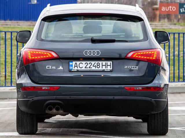 Серый Ауди Ку 5, объемом двигателя 1.98 л и пробегом 345 тыс. км за 14000 $, фото 27 на Automoto.ua