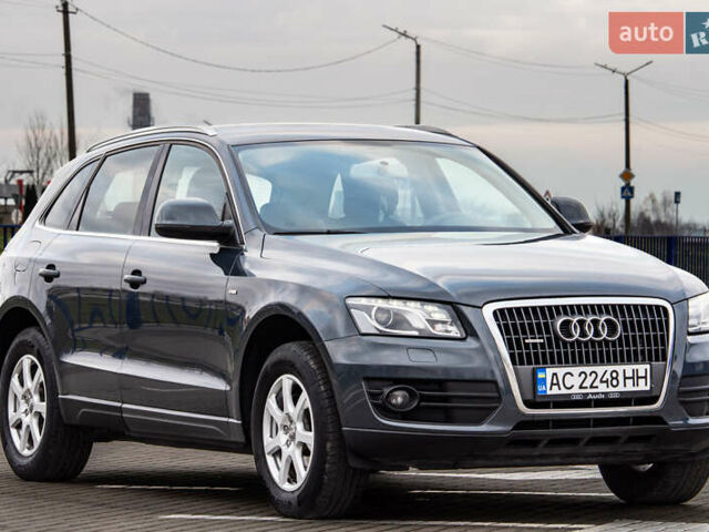 Серый Ауди Ку 5, объемом двигателя 1.98 л и пробегом 345 тыс. км за 14000 $, фото 21 на Automoto.ua