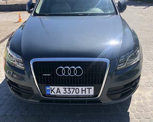 Серый Ауди Ку 5, объемом двигателя 2.97 л и пробегом 172 тыс. км за 17700 $, фото 2 на Automoto.ua