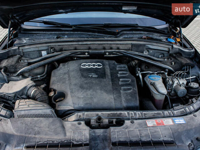 Серый Ауди Ку 5, объемом двигателя 1.98 л и пробегом 345 тыс. км за 14000 $, фото 67 на Automoto.ua