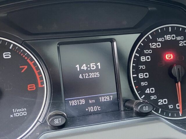 Сірий Ауді Ку 5, об'ємом двигуна 2 л та пробігом 193 тис. км за 11000 $, фото 11 на Automoto.ua