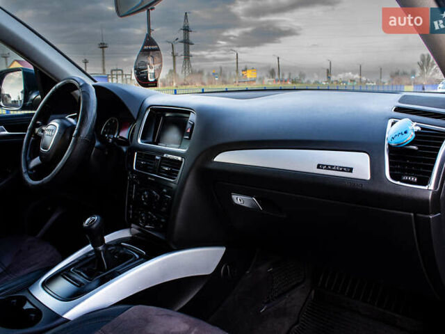 Серый Ауди Ку 5, объемом двигателя 1.98 л и пробегом 345 тыс. км за 14000 $, фото 49 на Automoto.ua