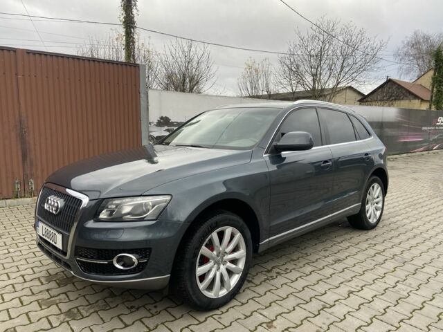 Сірий Ауді Ку 5, об'ємом двигуна 2 л та пробігом 193 тис. км за 11000 $, фото 2 на Automoto.ua