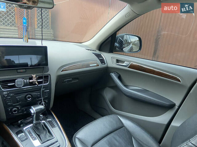 Сірий Ауді Ку 5, об'ємом двигуна 1.98 л та пробігом 193 тис. км за 12000 $, фото 14 на Automoto.ua