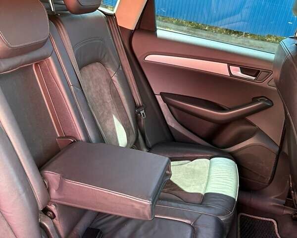 Серый Ауди Ку 5, объемом двигателя 1.98 л и пробегом 157 тыс. км за 12500 $, фото 12 на Automoto.ua