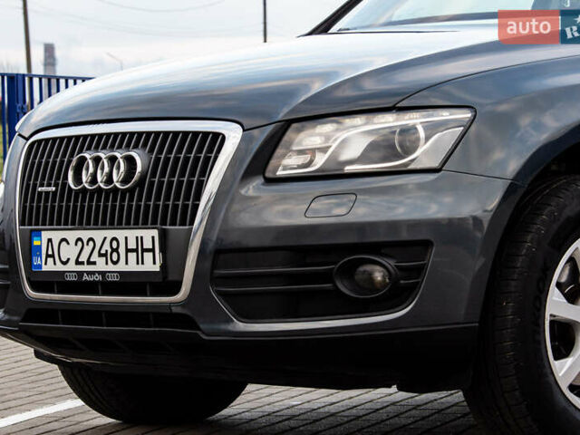 Серый Ауди Ку 5, объемом двигателя 1.98 л и пробегом 345 тыс. км за 14000 $, фото 6 на Automoto.ua