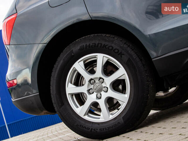 Серый Ауди Ку 5, объемом двигателя 1.98 л и пробегом 345 тыс. км за 14000 $, фото 17 на Automoto.ua