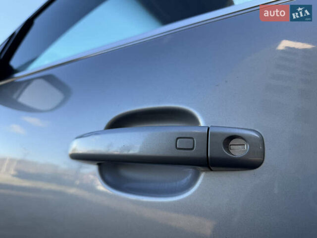 Серый Ауди Ку 5, объемом двигателя 2 л и пробегом 213 тыс. км за 9999 $, фото 20 на Automoto.ua