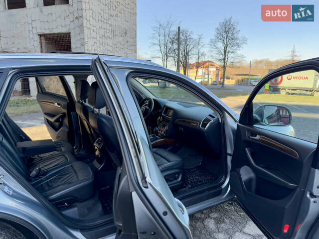 Серый Ауди Ку 5, объемом двигателя 2 л и пробегом 213 тыс. км за 9999 $, фото 60 на Automoto.ua