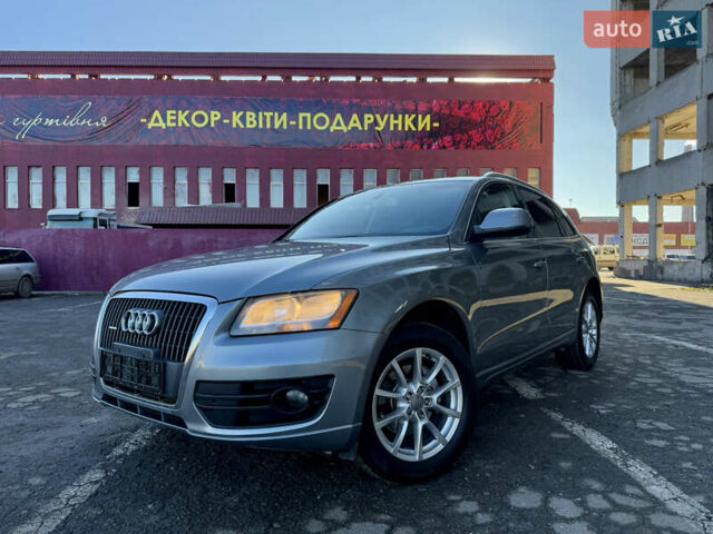 Серый Ауди Ку 5, объемом двигателя 2 л и пробегом 213 тыс. км за 9999 $, фото 1 на Automoto.ua