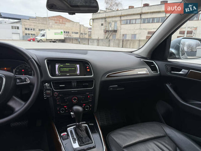 Сірий Ауді Ку 5, об'ємом двигуна 2 л та пробігом 211 тис. км за 9650 $, фото 45 на Automoto.ua