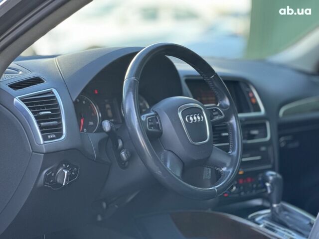 Сірий Ауді Ку 5, об'ємом двигуна 0 л та пробігом 228 тис. км за 15500 $, фото 7 на Automoto.ua