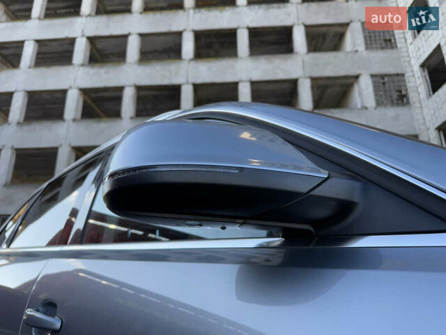 Серый Ауди Ку 5, объемом двигателя 2 л и пробегом 213 тыс. км за 9999 $, фото 19 на Automoto.ua