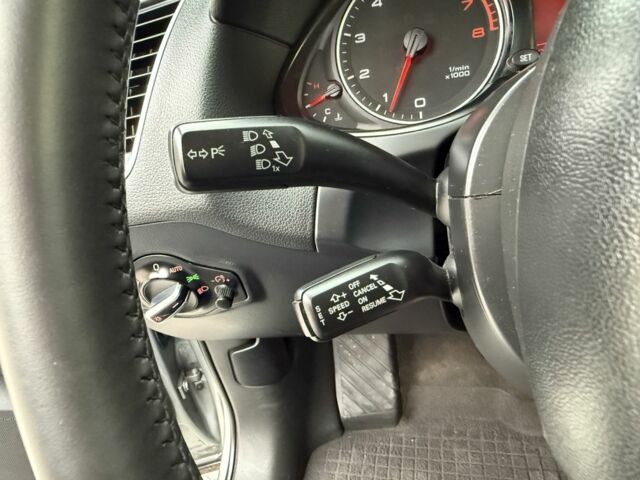 Сірий Ауді Ку 5, об'ємом двигуна 2 л та пробігом 211 тис. км за 9650 $, фото 16 на Automoto.ua