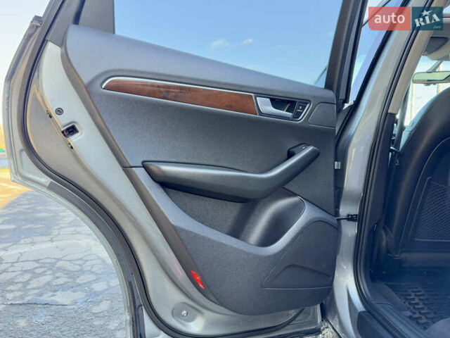 Серый Ауди Ку 5, объемом двигателя 2 л и пробегом 213 тыс. км за 9999 $, фото 44 на Automoto.ua