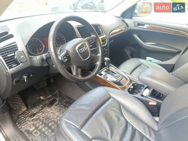 Ауди Ку 5 2010 в Тернополе на Automoto.ua Серый Ауди Ку 5, объемом двигателя 1.98 л и пробегом 310 тыс. км за 11000 $, фото 4 на Automoto.ua