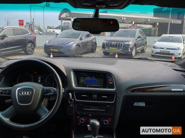 Ауди Ку 5 2010 в Мукачеве на Automoto.ua Серый Ауди Ку 5, объемом двигателя 2 л и пробегом 175 тыс. км за 13400 $, фото 16 на Automoto.ua