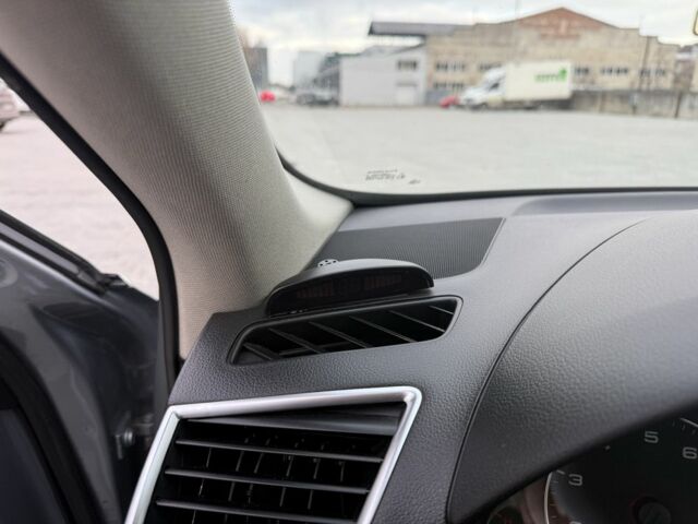 Сірий Ауді Ку 5, об'ємом двигуна 2 л та пробігом 211 тис. км за 9650 $, фото 21 на Automoto.ua