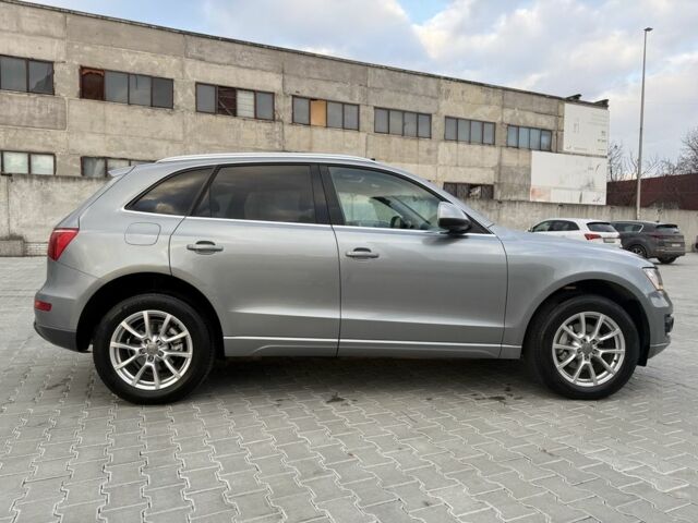 Сірий Ауді Ку 5, об'ємом двигуна 2 л та пробігом 211 тис. км за 9650 $, фото 1 на Automoto.ua