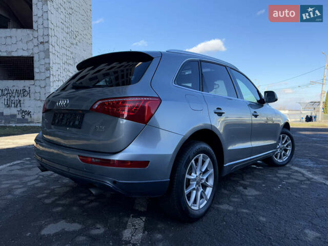Серый Ауди Ку 5, объемом двигателя 2 л и пробегом 213 тыс. км за 9999 $, фото 4 на Automoto.ua