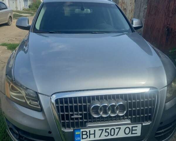 Серый Ауди Ку 5, объемом двигателя 1.98 л и пробегом 180 тыс. км за 15500 $, фото 5 на Automoto.ua