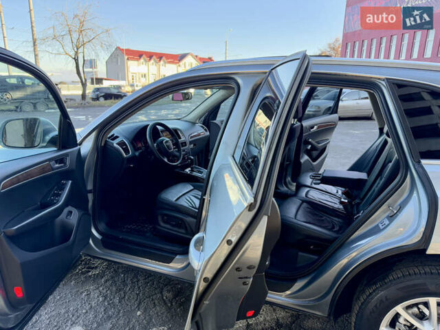 Серый Ауди Ку 5, объемом двигателя 2 л и пробегом 213 тыс. км за 9999 $, фото 59 на Automoto.ua