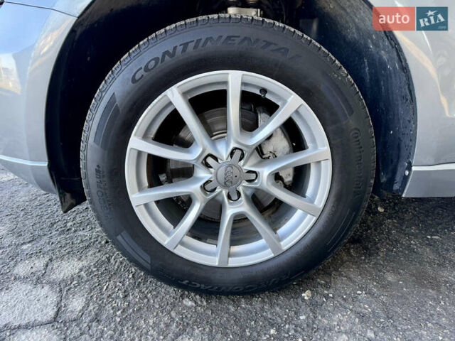 Серый Ауди Ку 5, объемом двигателя 2 л и пробегом 213 тыс. км за 9999 $, фото 17 на Automoto.ua