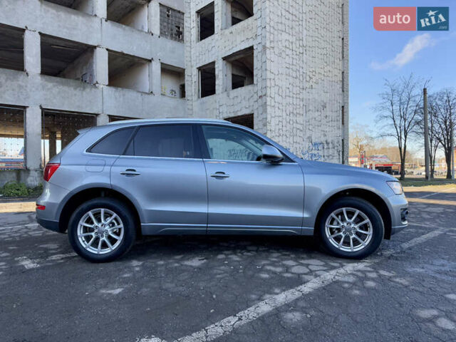 Серый Ауди Ку 5, объемом двигателя 2 л и пробегом 213 тыс. км за 9999 $, фото 5 на Automoto.ua