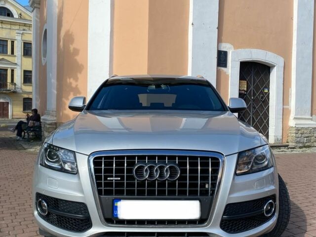 Сірий Ауді Ку 5, об'ємом двигуна 2 л та пробігом 170 тис. км за 14299 $, фото 5 на Automoto.ua