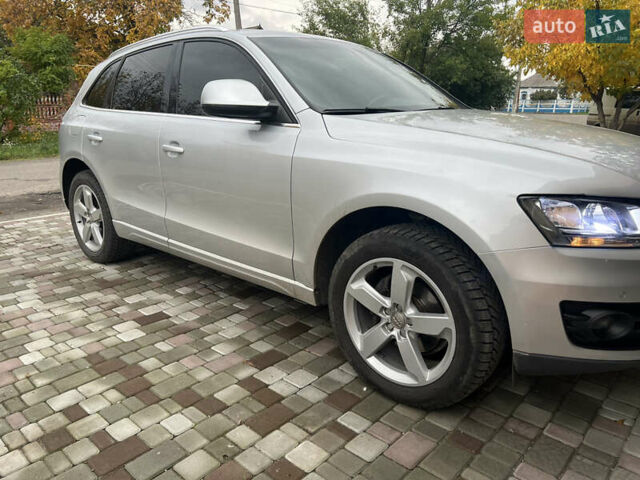 Сірий Ауді Ку 5, об'ємом двигуна 1.98 л та пробігом 204 тис. км за 13500 $, фото 1 на Automoto.ua