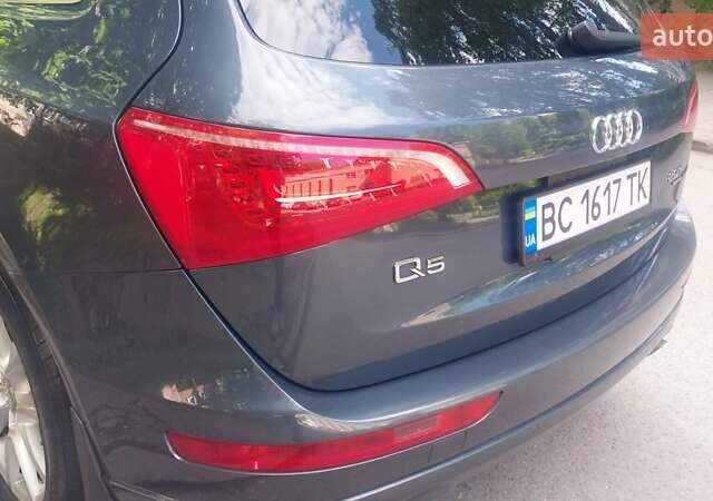 Серый Ауди Ку 5, объемом двигателя 1.98 л и пробегом 179 тыс. км за 12500 $, фото 5 на Automoto.ua