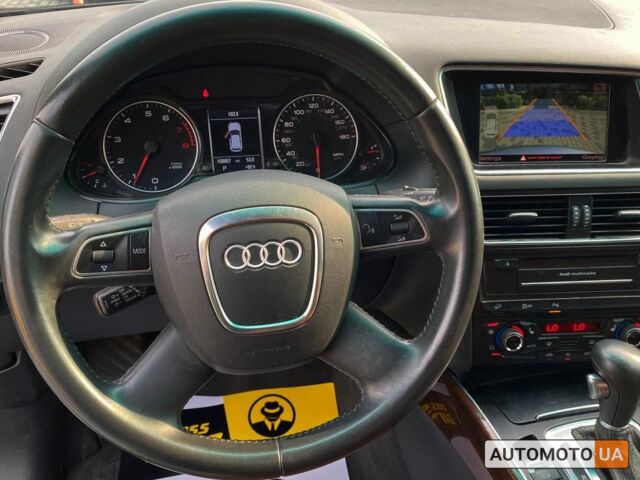 Ауди Ку 5 2010 в Мукачеве на Automoto.ua Серый Ауди Ку 5, объемом двигателя 2 л и пробегом 175 тыс. км за 13400 $, фото 11 на Automoto.ua
