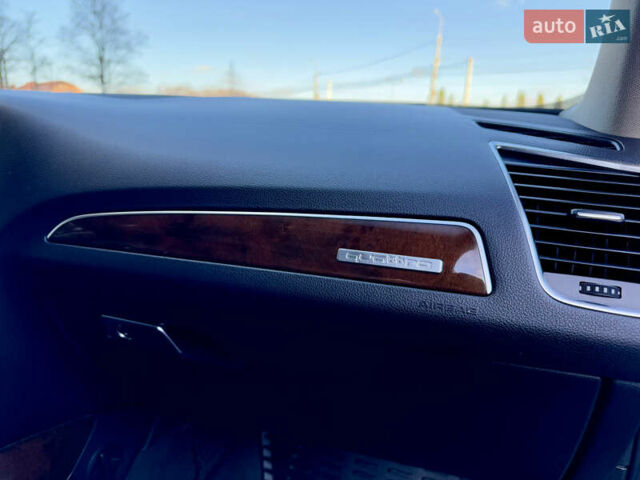 Серый Ауди Ку 5, объемом двигателя 2 л и пробегом 213 тыс. км за 9999 $, фото 54 на Automoto.ua