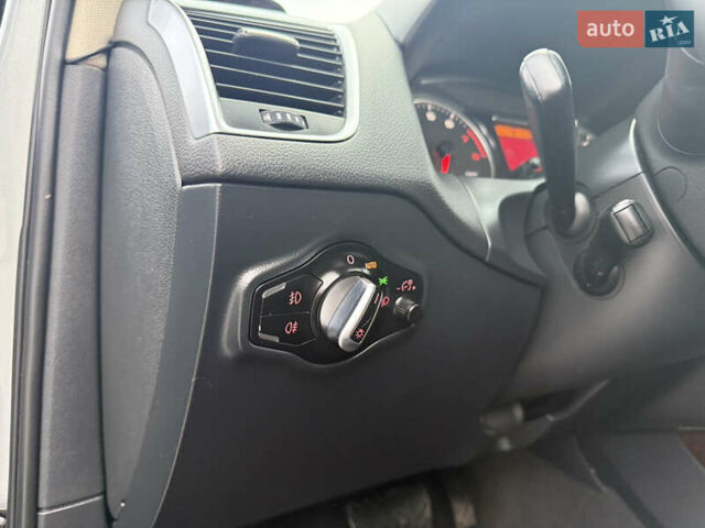 Сірий Ауді Ку 5, об'ємом двигуна 2 л та пробігом 211 тис. км за 9650 $, фото 28 на Automoto.ua