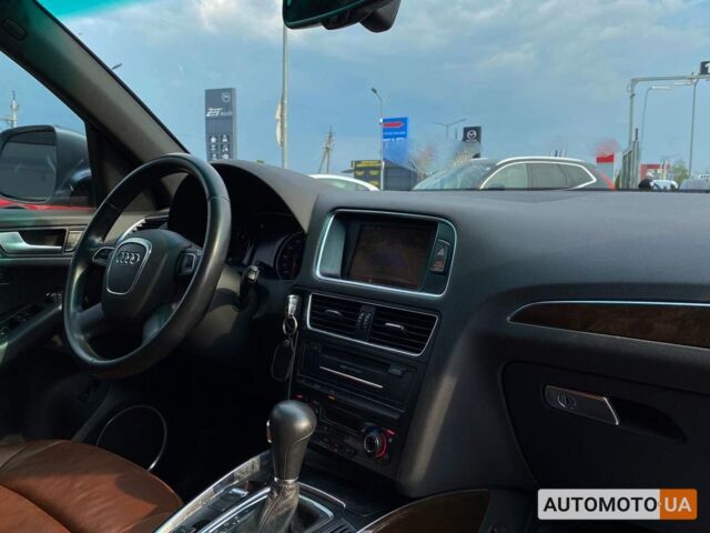 Ауди Ку 5 2010 в Мукачеве на Automoto.ua Серый Ауди Ку 5, объемом двигателя 2 л и пробегом 175 тыс. км за 13400 $, фото 14 на Automoto.ua