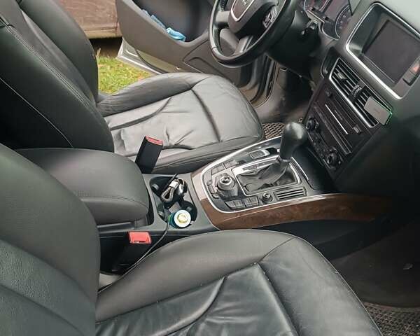 Сірий Ауді Ку 5, об'ємом двигуна 1.98 л та пробігом 256 тис. км за 12500 $, фото 1 на Automoto.ua