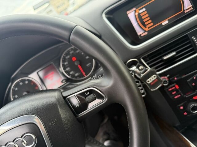 Сірий Ауді Ку 5, об'ємом двигуна 2 л та пробігом 211 тис. км за 9650 $, фото 15 на Automoto.ua