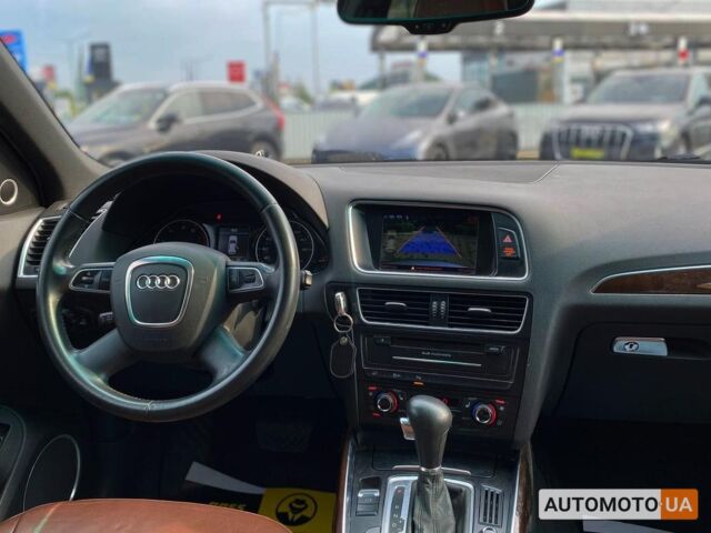Ауди Ку 5 2010 в Мукачеве на Automoto.ua Серый Ауди Ку 5, объемом двигателя 2 л и пробегом 175 тыс. км за 13400 $, фото 17 на Automoto.ua