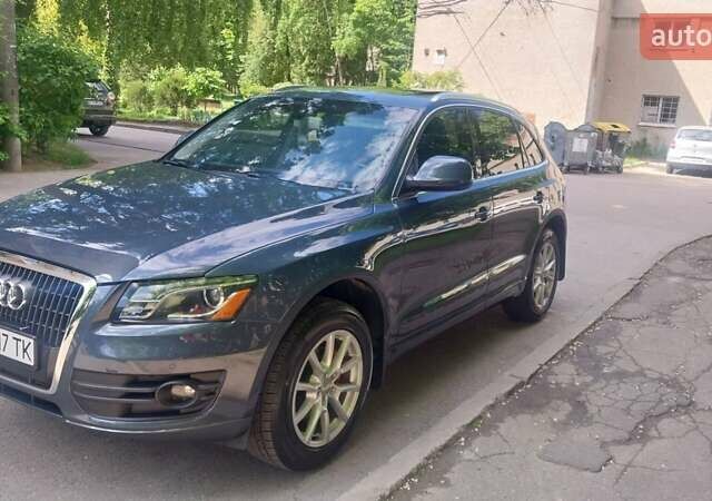 Серый Ауди Ку 5, объемом двигателя 1.98 л и пробегом 179 тыс. км за 12500 $, фото 1 на Automoto.ua