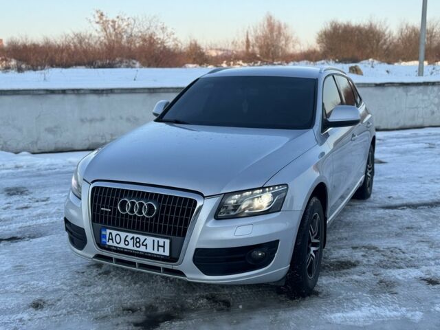 Серый Ауди Ку 5, объемом двигателя 2 л и пробегом 270 тыс. км за 14300 $, фото 1 на Automoto.ua