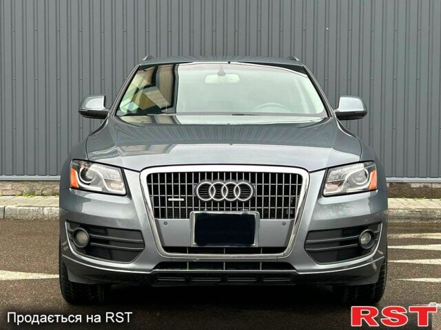 Сірий Ауді Ку 5, об'ємом двигуна 2 л та пробігом 265 тис. км за 11999 $, фото 3 на Automoto.ua