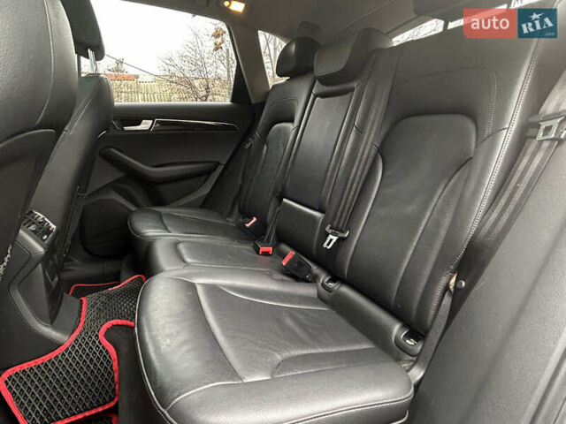 Сірий Ауді Ку 5, об'ємом двигуна 1.98 л та пробігом 263 тис. км за 12699 $, фото 9 на Automoto.ua